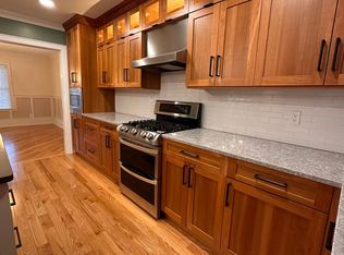 23 Cayuga Ct, Burlington, VT 05408