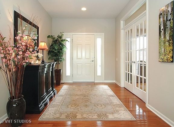 2nd image of 2834 Stoney Creek Dr