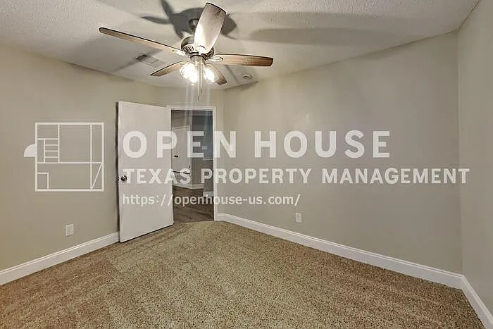 924 Rock Dove Cir — Photo 21