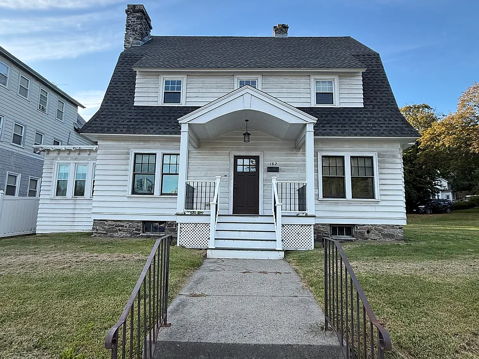 182 Park Ave