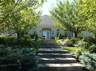 2020 E Overbluff Rd, Spokane, WA 99203