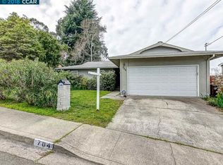 704 Crestview Dr, Pinole, CA 94564