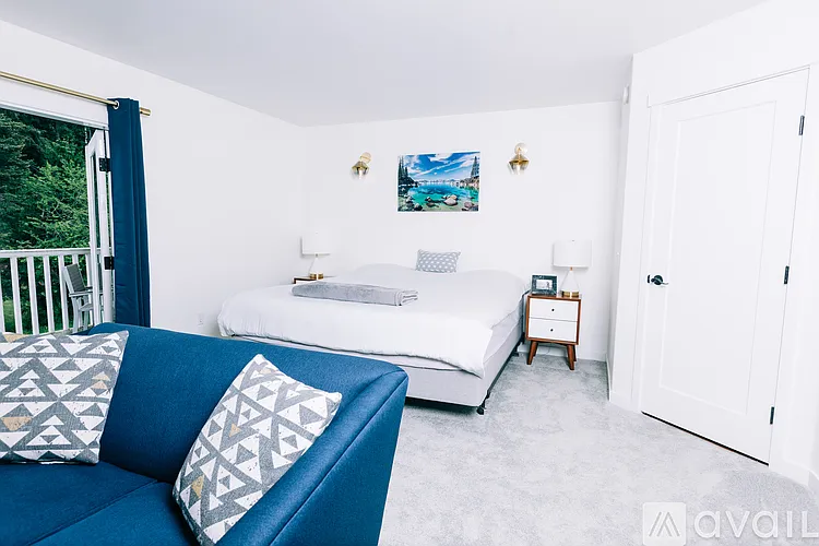 1171 Newton St — Photo 18