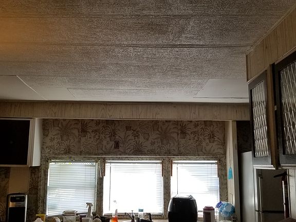 5th image of 843 Walker Dr