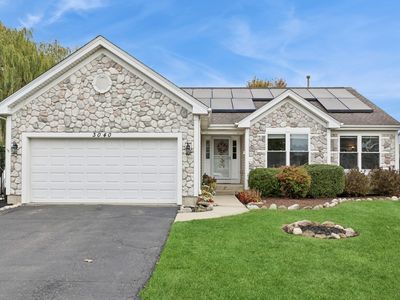 3040 Banbury Ln, Lake In The Hills, IL, 60156
