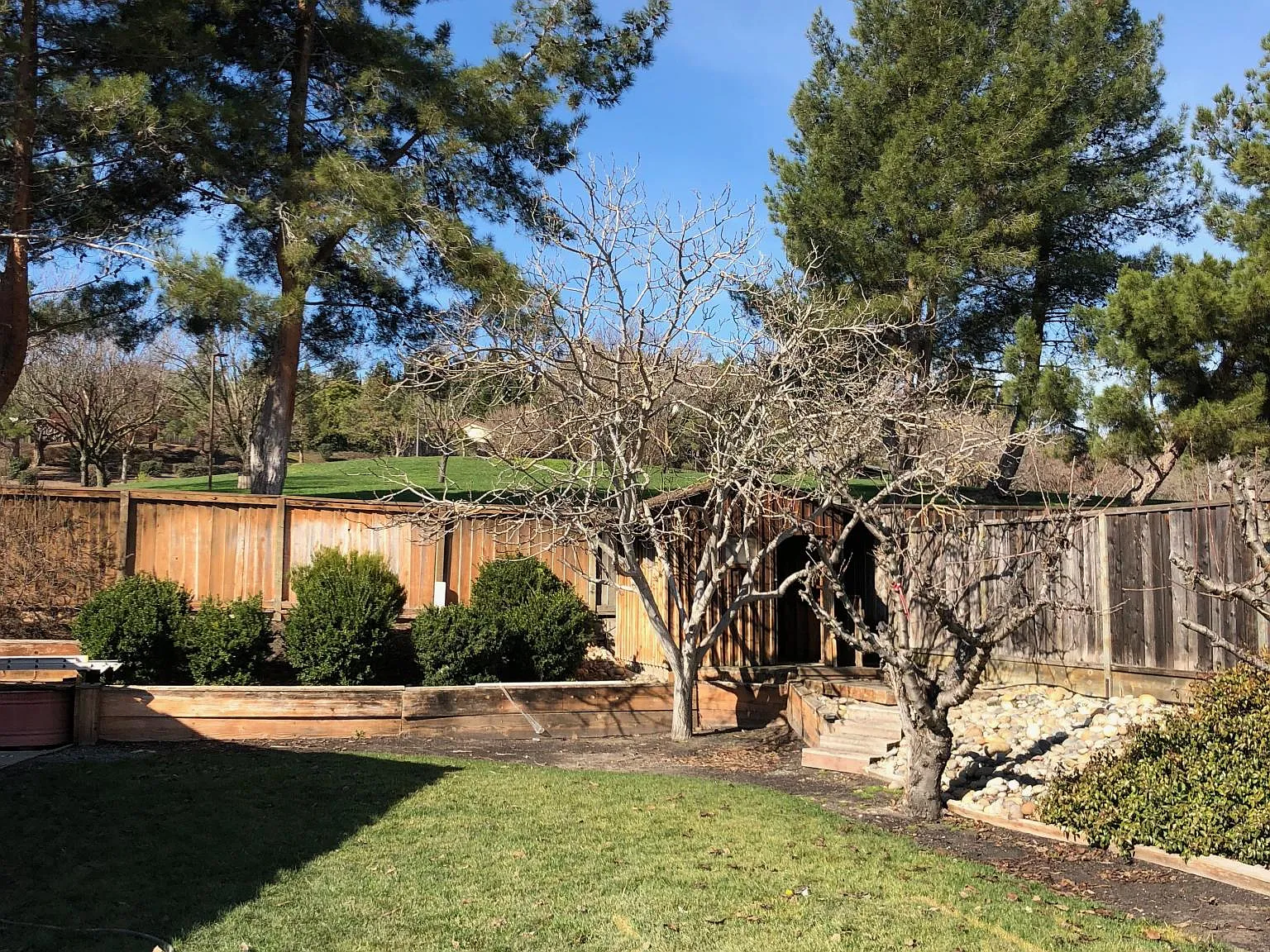 4 bed, 2052 sqft, $4,500 — Photo 2
