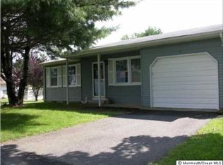 3 Cranston Ct #64, Whiting, NJ 08759