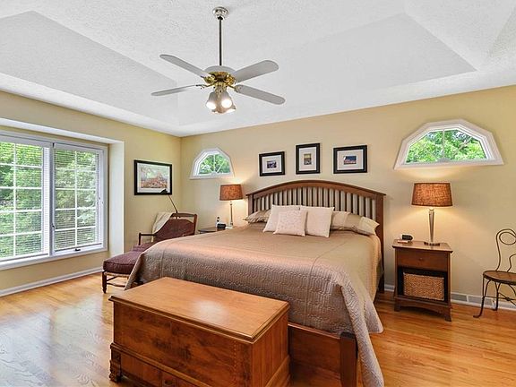 4th image of 29714 Essex Ct