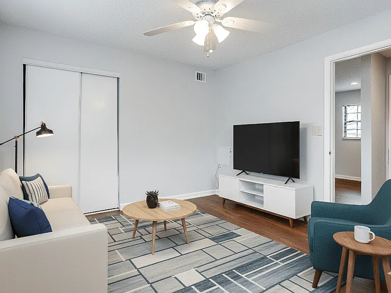 The Flats at Seminole Heights — Photo 8