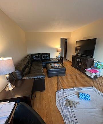 5th image of 9120 Brookfield Ave #2