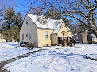 476 Sunset Ln, Richland Center, WI 53581