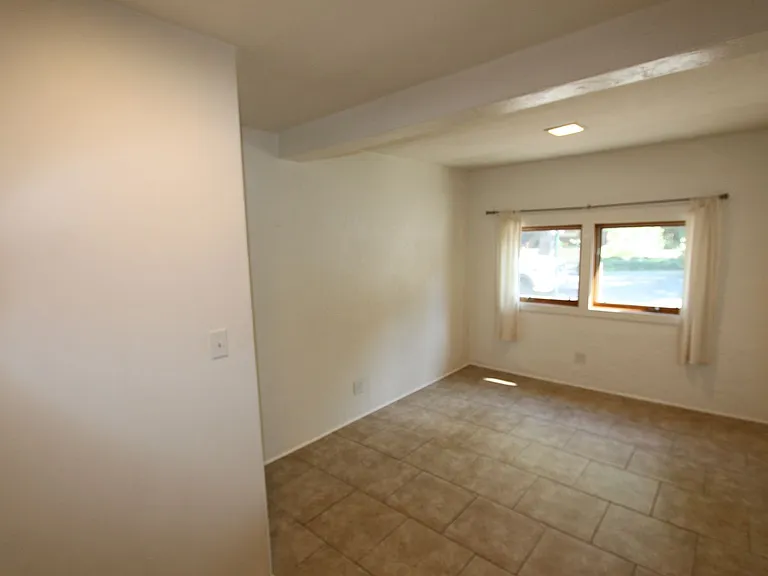 209 E Dale Ave — Photo 10