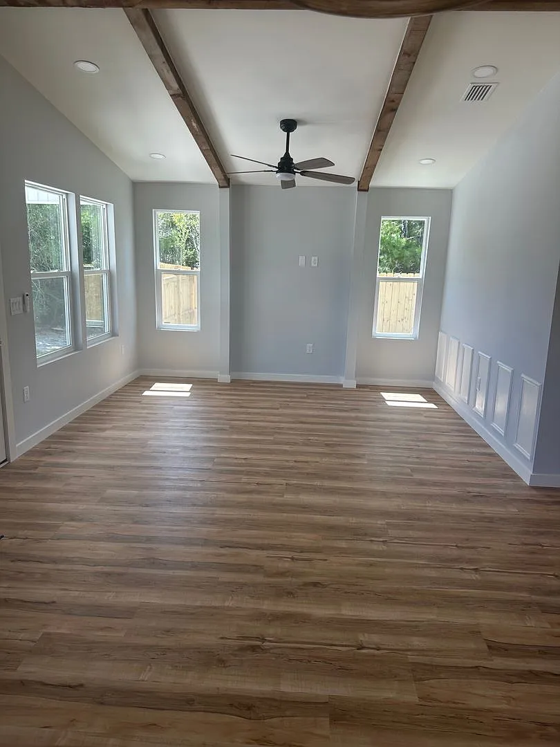 Panama City - Utilities Included - 3 Bedroom/2 Bathrooms — Photo 3