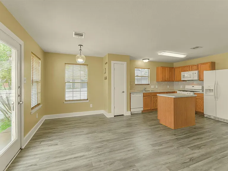 19403 Wann Park Dr — Photo 13