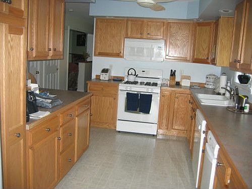 2nd image of 24 Hemlock Dr