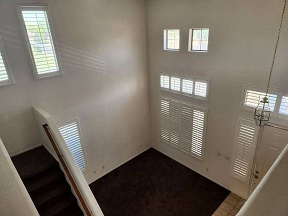 5th image of 182 W Mahogany Pl