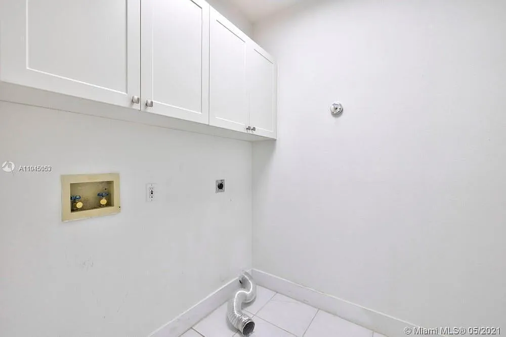 3 bed, 1665 sqft, $3,800 — Photo 1