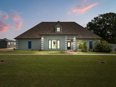 1016 Lake Ridge Ln, Lake Charles, LA, 70605