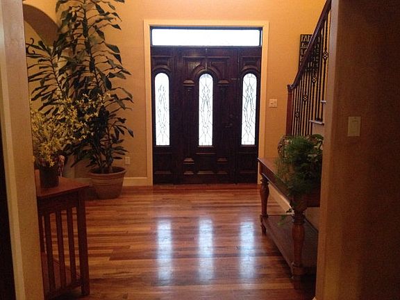 2nd image of 907 Senecio Dr