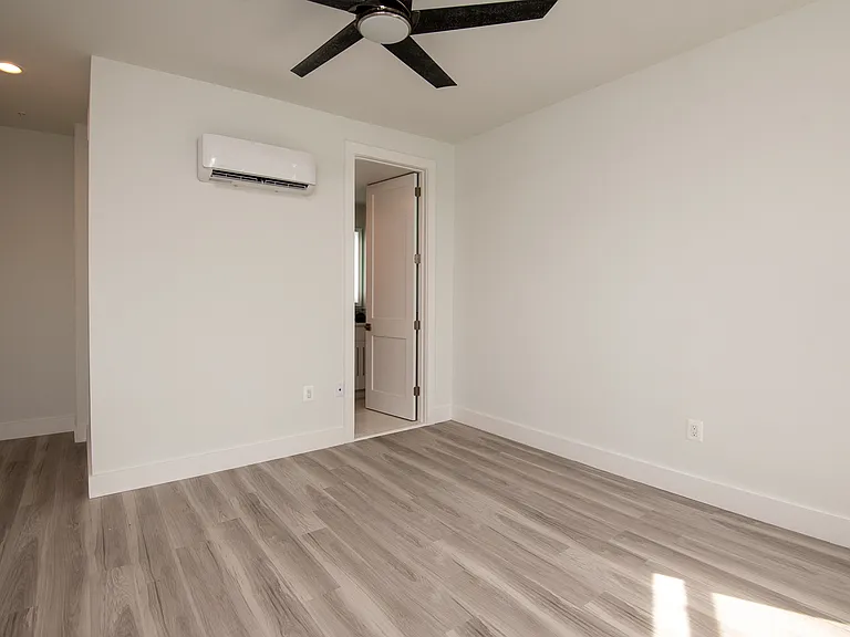 1740 Q St NW #202 — Photo 4
