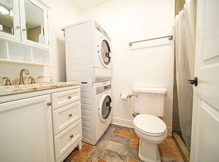 2337 NE Ainsworth St, Portland, OR 97211