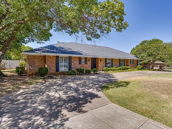 3rd image of 4813 Springwillow Rd