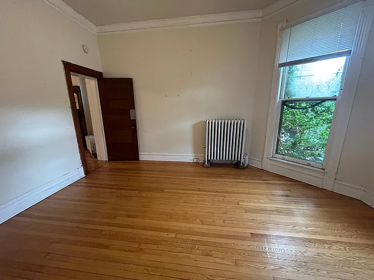 bedroom #1