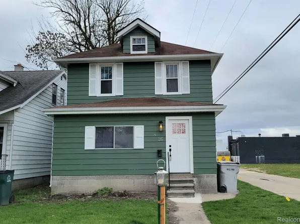 26 E Bernhard Ave, Hazel Park, MI 48030