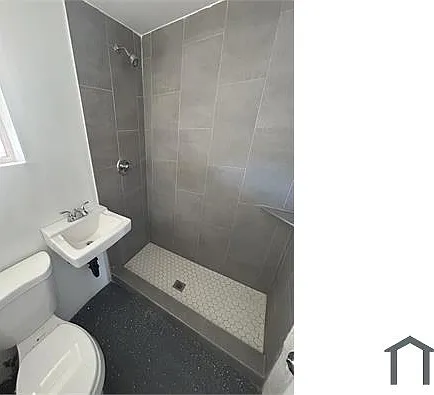 1540 W Desert Cove Ave — Photo 5