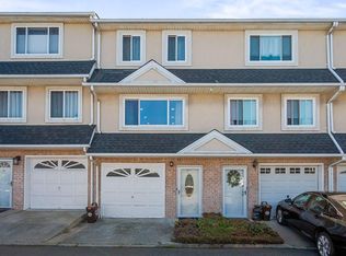 47 Sea Gate Ct, Staten Island, NY 10305