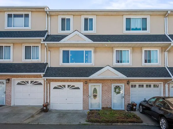 47 Sea Gate Ct, Staten Island, NY 10305