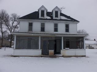 203 N 3rd St, Goodhue, MN 55027