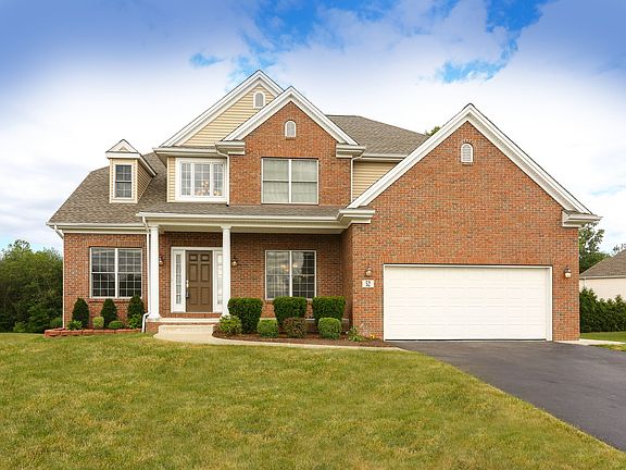 2nd image of 52 Haverton Ln