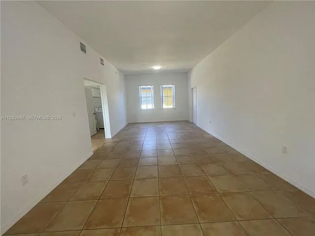 3421 SW 25th St — Photo 17