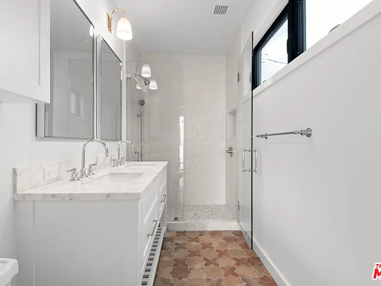 930 Lincoln Blvd #B — Photo 20