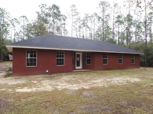 5250 Black Rd, Milton, FL 32583