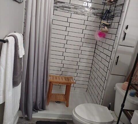 5th image of 17211 Avondale Cir
