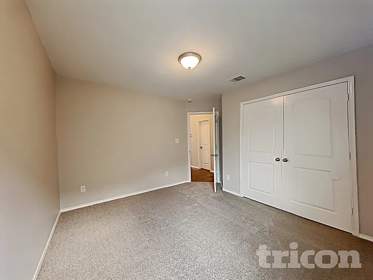 1058 Pleasant Bnd — Photo 11