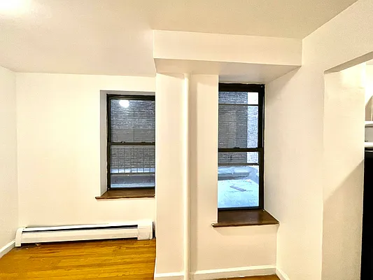 Rented by Hirsch Enterprises Incorporated | media 16