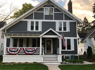 511 5th St, Traverse City, MI