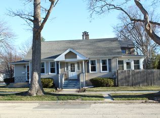 1503 Hickory St, Waukegan, IL 60085