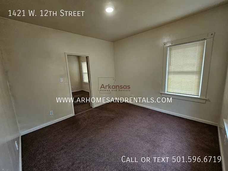 1421 W 12th St — Photo 20