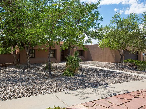 2nd image of 5617 Cometa Ct NE