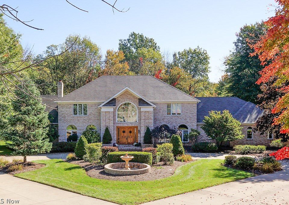 1st image of 6923 Hunting Hollow Ln E