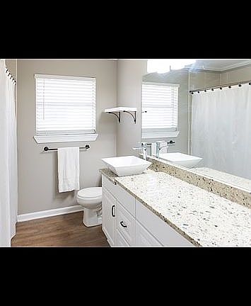 3rd image of 1926 Stella Cir