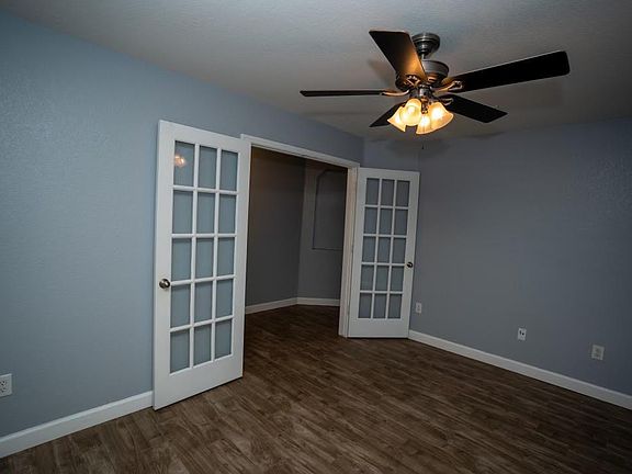 3rd image of 5855 Piedmont Gln
