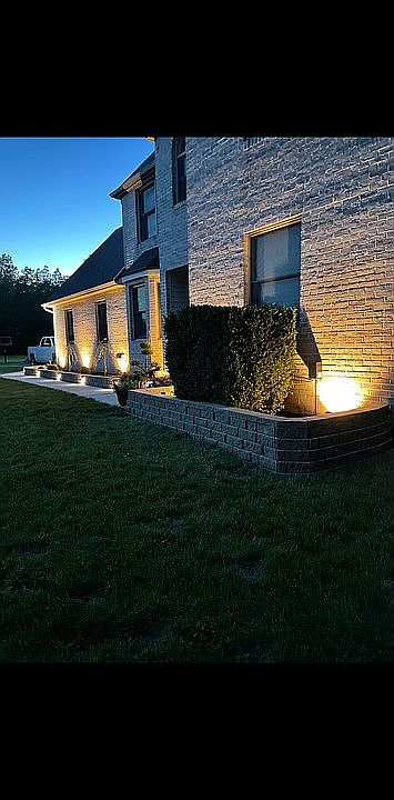 2nd image of 2724 Dean Rd