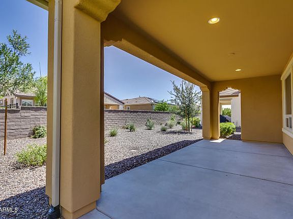 3rd image of 828 E Harmony Way