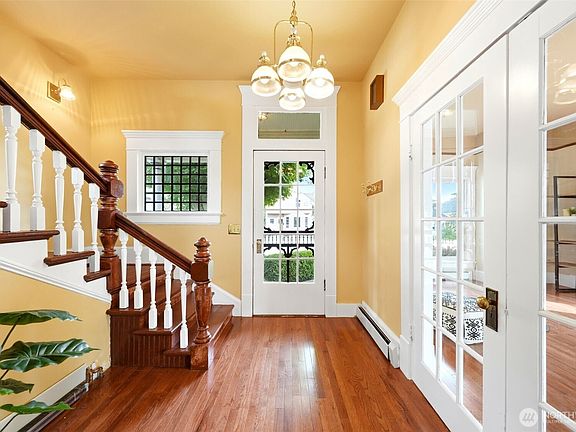 2nd image of 2415 F Street
