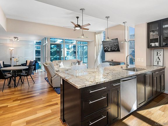 3rd image of 1262 Kettner Blvd Unit 505